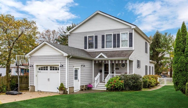 Newer house (2008)House close to Spring Lake and Belmar Beaches
