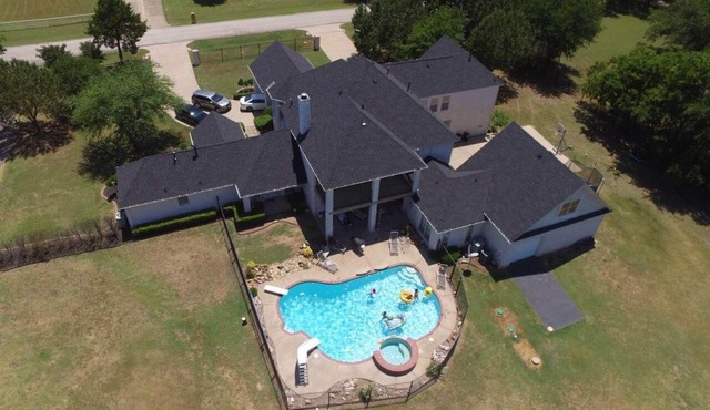 NEWHOUSE MANSION DALLAS TOP 10 Vacation Rental n POOL and SPAn3 Acres Of Land