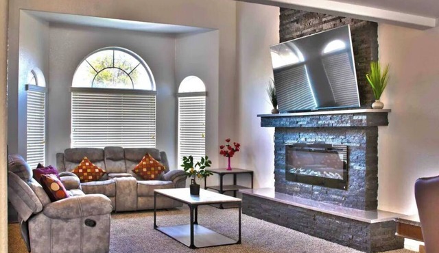 Newley remodeled and furnished home!