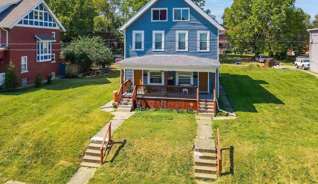 Newley Renovated Berkeley Home with GAME ROOM! 5 Minutes from Downtown!