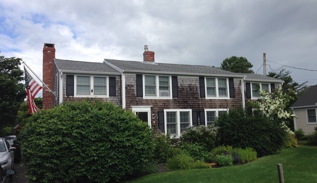 Newly Available! Large family home, 1/2 mile to beach. Air Conditioned