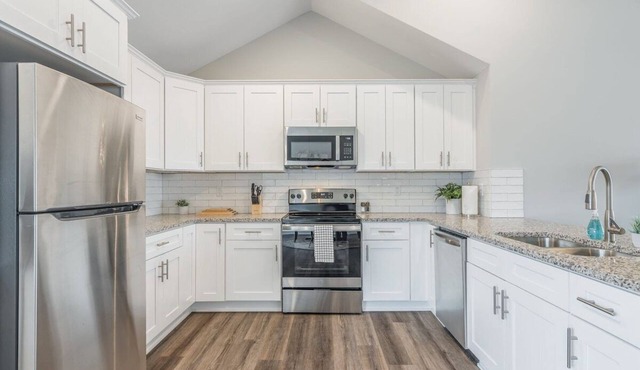 Newly Built | 4BDR/3FullBath