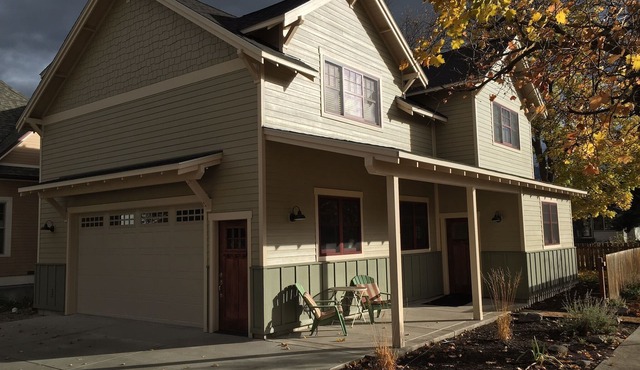 Newly built and very comfortable in any season. Great location in Missoula.