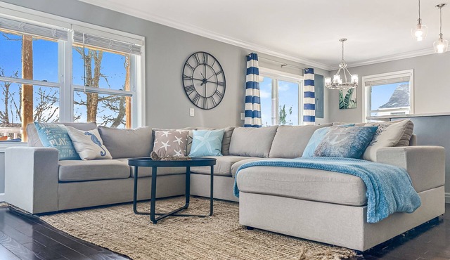 NEWLY BUILT BEACH HOUSE/Steps to Beach/Beach Getaway