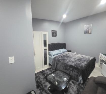 Newly Built detached studio apartment with private toilet and bath