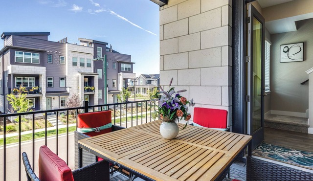 Newly Built Home: 10 Mi to Dtwn Denver!