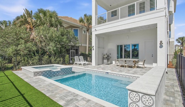 Newly built in 2025, Ocean+Lake Views, Heated Pool/Hot Tub, Steps from the Beach