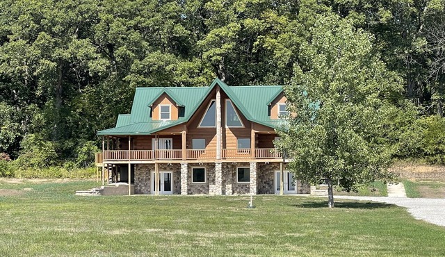 Newly Built Lodge Nestled in a Gorgeous Setting