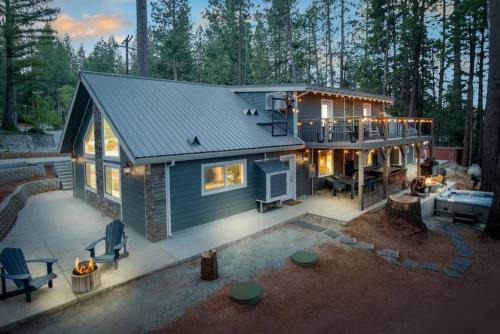 Newly Built Luxury Villa in the Sierra Mountains
