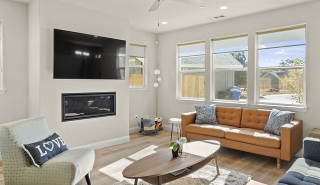 Newly Built Murphy's Modern Retreat