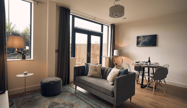 Newly Built One Bedroom Apartment with Patio