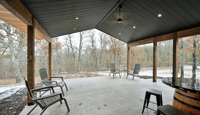 Newly built one level 3 bed/2 bath with acres of wooded privacy. Pets Welcome!