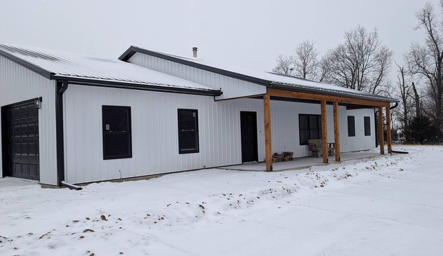 Newly Built Shouse Near Mark Twain Lake!