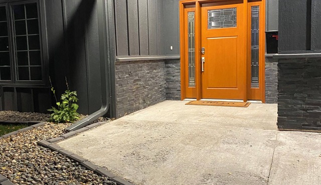 Newly built stunning 3 bed 2 bath home.