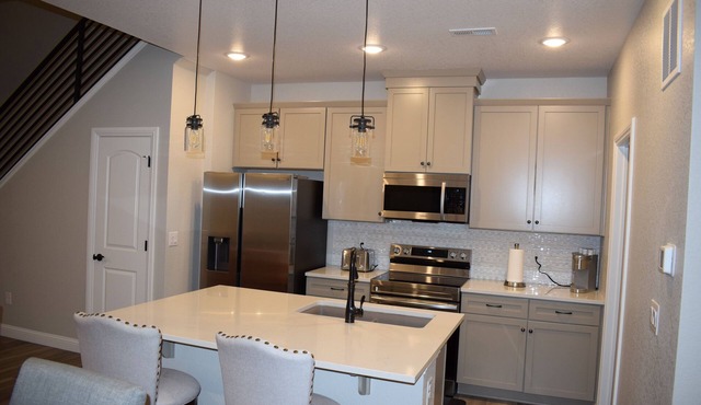 Newly built townhome-cozy and cute!