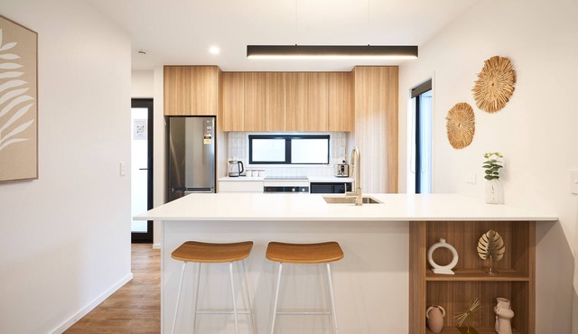 Newly built unit in St Kilda. Modern amenities