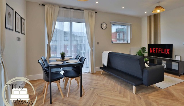 Newly-Built Urban Retreat by TTLG