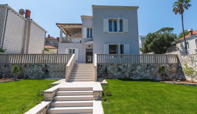 Newly built Villa Bond - Beauty built in 1927. by triple agent Dusan Popov