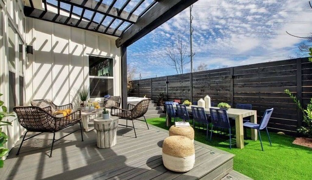 Newly Constructed Chic Home | Hot Tub