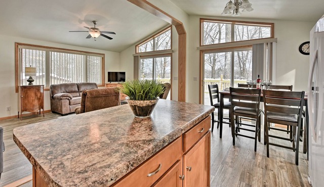 Newly Constructed Red Cedar Lake Narrow Lodge!