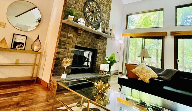 Newly Furnished Home in Poconos 3bd 2bath