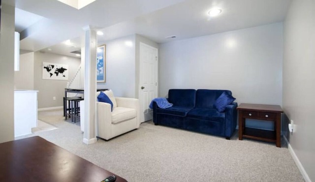 Newly furnished 1br in Petworth, parking and yard.
