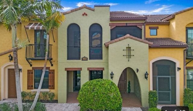 Newly furnished 3 bed 2 bath in beautiful Ole at Lely Resort in Naples Florida