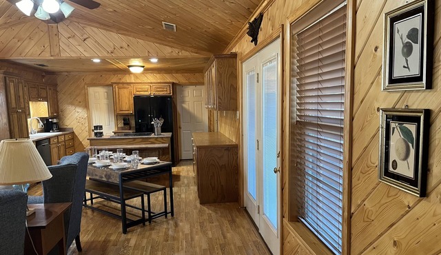 Newly furnished custom home! Great for families and ladies groups.