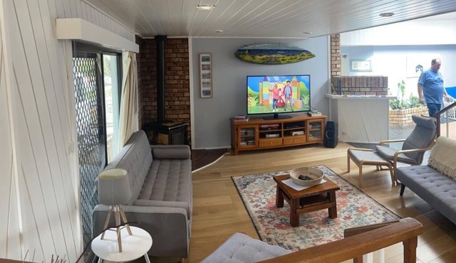 NEWLY LISTED BEACH HOUSE IN TRANQUIL BROULEE.