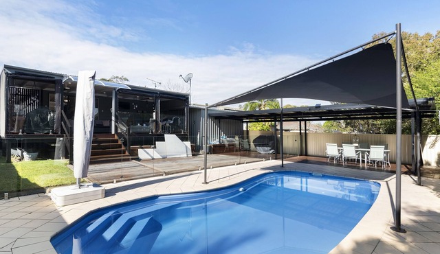 NEWLY LISTED / The Coastal Lake Getaway