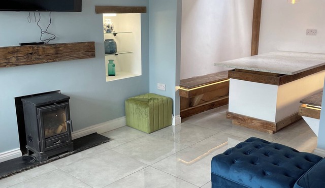 Newly modernised Cottage in Tideswell in Peak District