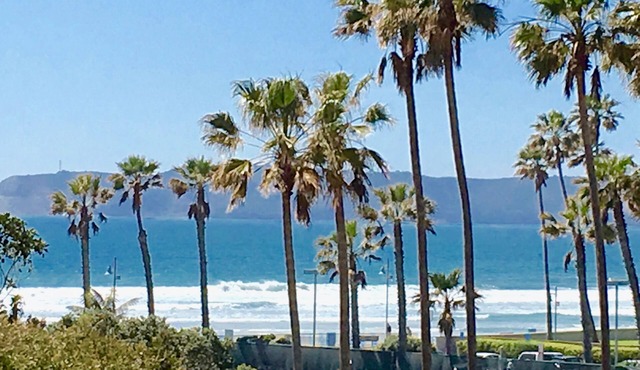 Newly Redone! Coronado Shores 2BR 2BA Corner Unit Ocean View