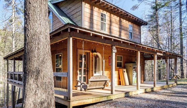 Newly Refreshed! Suches Cabin w/Deck, Fire Pit