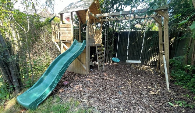 Newly Refurbished 4-bedroom London House 5 Min To Tube With 50m Garden