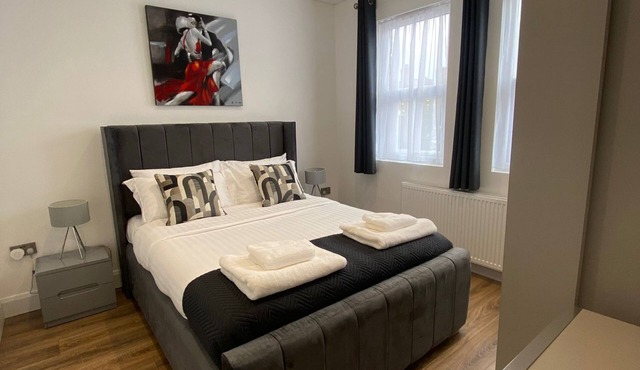Newly refurbished, luxury, modern and cosy 1 bedroom house (sleeps up to 4)