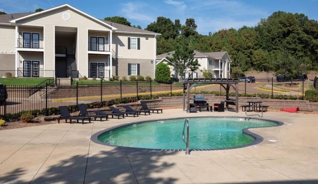 Newly remodeled 2-bedroom condo in Oxford!