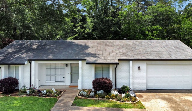 Newly remodeled 3 bedroom at the Reservoir