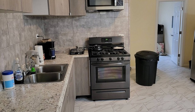 Newly remodeled 3-bedroom house in delightful Harvey, near new Wind Creek casino