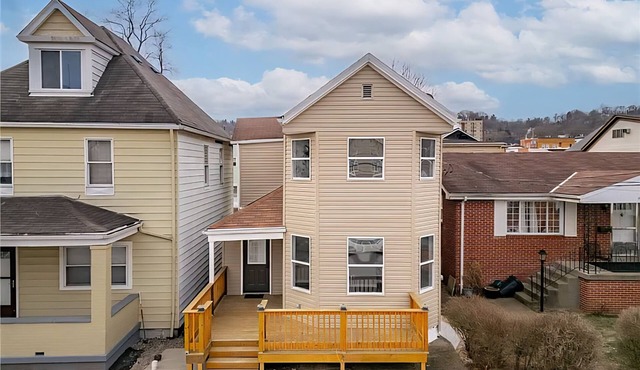 NEWLY REMODELED-3bed 2bath Pittsburgh House Mins Away from NFL DRAFT!