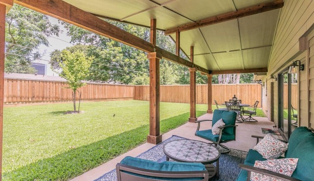 Newly Remodeled 3BR | Walk to Stadium + Parking