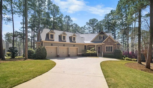 Newly remodeled 5/6-bedroom house on the 14th green at Reynolds Lake Oconee.