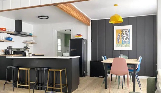 Newly Remodeled Alpine-Modern Cabin