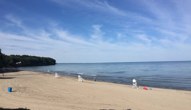 Newly remodeled Angola/Point Breeze, NY cottage on Lake Erie