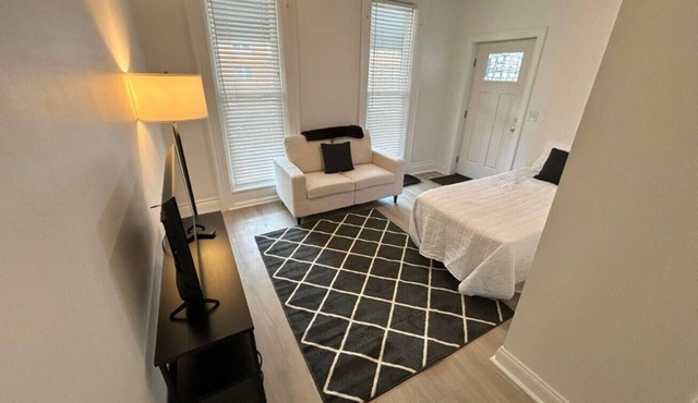 Newly Remodeled Apartment Near Gannon University