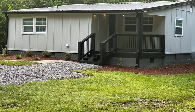 Newly remodeled Clean and neat home away from home!