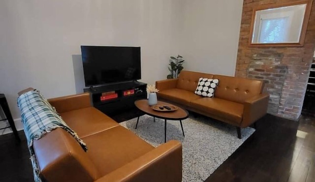 Newly Remodeled Columbia-Tusculum 3BR Gem