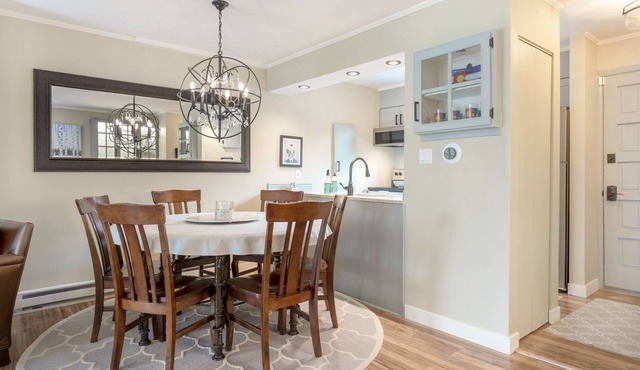 Newly remodeled condo in great location with fabulous views!