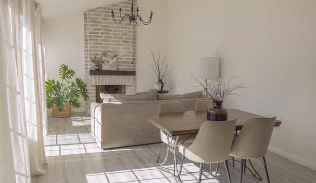 Newly Remodeled Cozy Coastal Feel Home