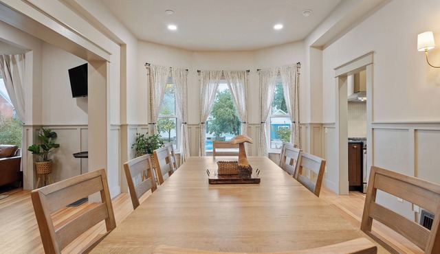 Newly remodeled, gorgeous 1905 home in the heart of sweet Laramie, WY