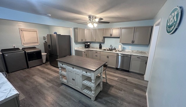Newly Remodeled Grand Coastal Ranch, in the heart of Manteo, NC